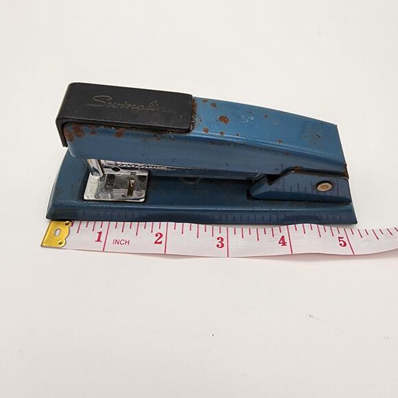 Vintage Swingline Stapler Cub 5" Blue Model Retro Office Decor MCM Made in USA - Picture 8 of 9